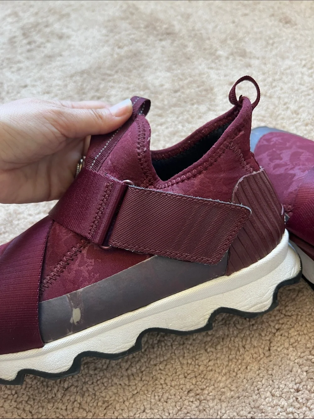 Sorel Kinetic Maroon Athletic Sneakers
